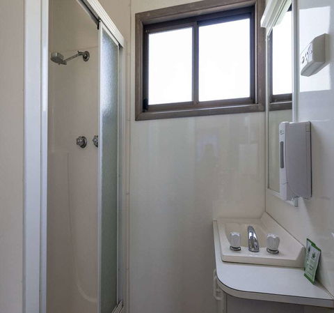 BIG4 Albury Tourist Park - Sydneys Hotel 1