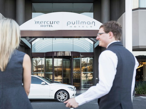 Pullman Melbourne Albert Park - Sydneys Hotel 2