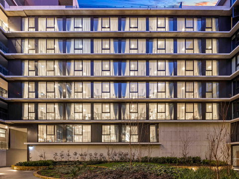 The Sebel Canberra Campbell - Sydneys Hotel 0