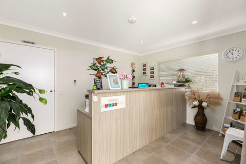 Econo Lodge Beachside - Sydneys Hotel 3