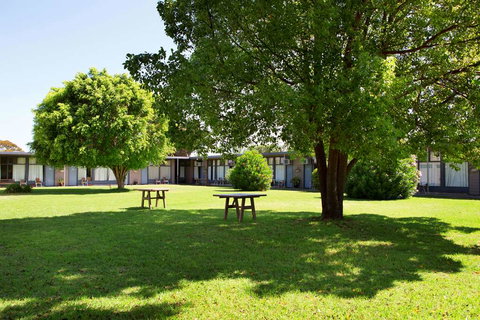 Links Hotel - Sydneys Hotel 0