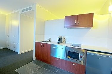 Abode Narrabundah - Sydneys Hotel 1