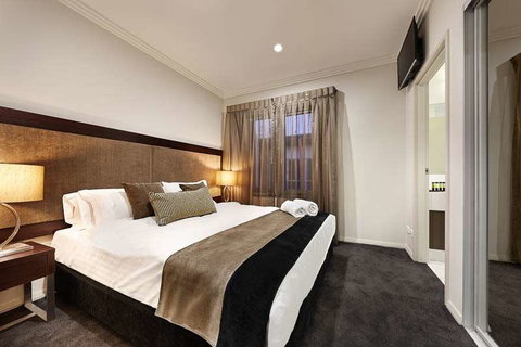 Attika Hotel - Sydneys Hotel 1