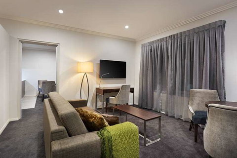 Attika Hotel - Sydneys Hotel 2
