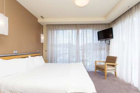 Peppers Seaport Hotel - Sydneys Hotel 11