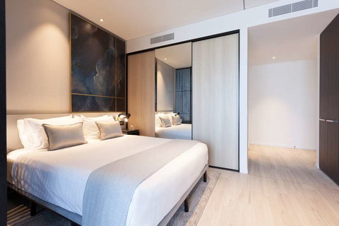 Skye Suites Green Square - Sydneys Hotel 2