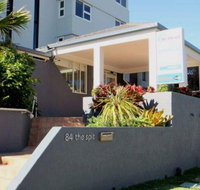 84 The Spit Holiday Apartments