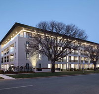 Knightsbridge Canberra - Sydneys Hotel