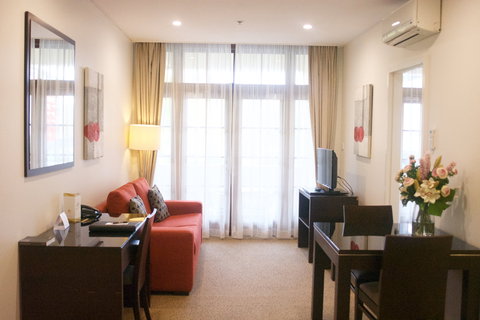 Quest Canberra - Sydneys Hotel 2
