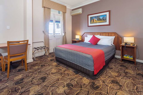Quality Hotel Bayswater - Sydneys Hotel 1