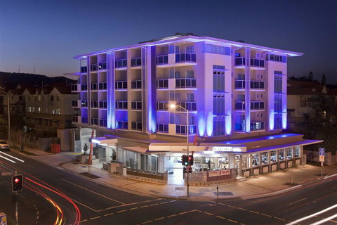 Jephson Hotel - Sydneys Hotel 0