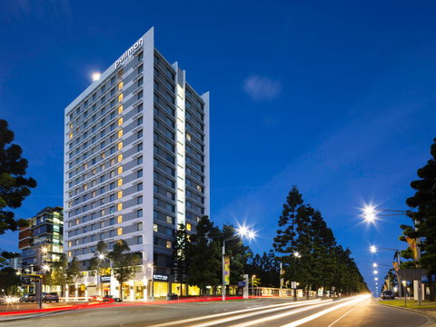 Pullman Hotel at Sydney Olympic Park - Sydneys Hotel 0