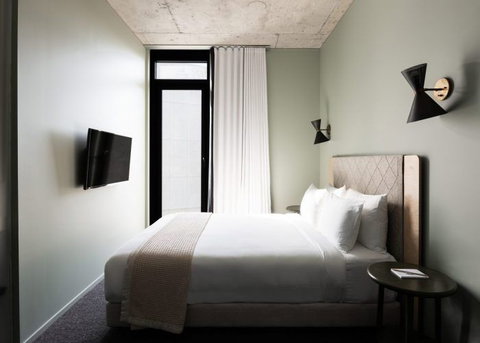 Alex Hotel, Perth - Sydneys Hotel 2