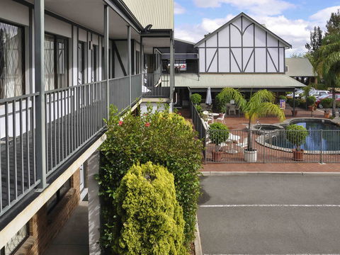 Ibis Styles Adelaide Manor - Sydneys Hotel 0