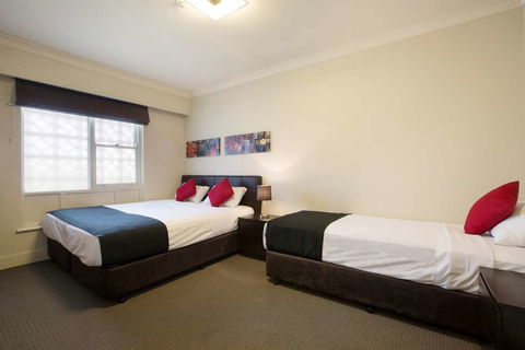 Enfield Hotel - Sydneys Hotel 1