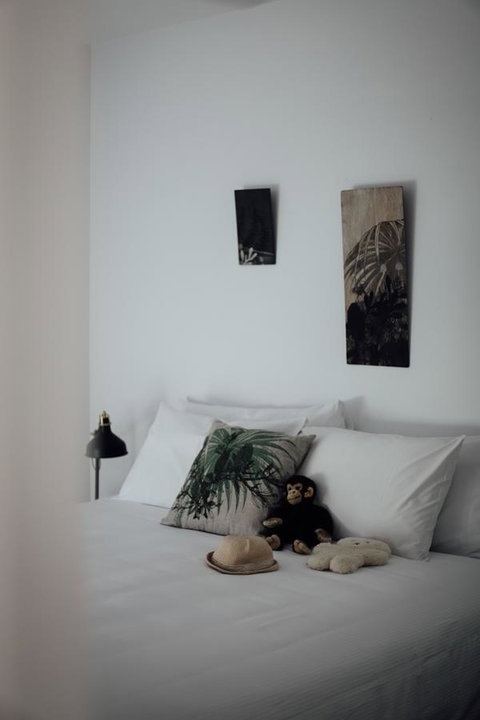 Bangalay Luxury Villas - Sydneys Hotel 15
