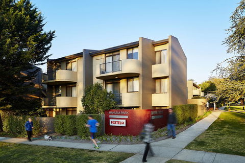 Manuka Park Serviced Apartments - Sydneys Hotel 0