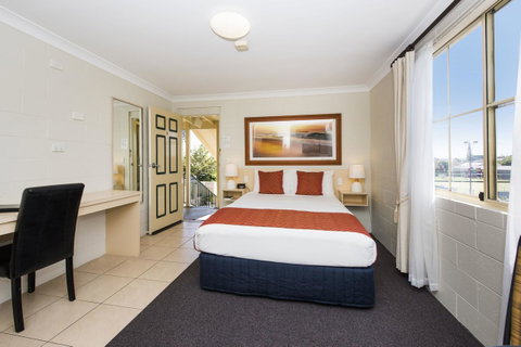 Soldiers Motel - Sydneys Hotel 9
