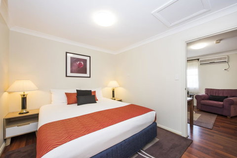 Soldiers Motel - Sydneys Hotel 4