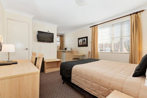Soldiers Motel - Sydneys Hotel 29
