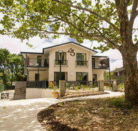 One of a Kind Apartments - Sydneys Hotel