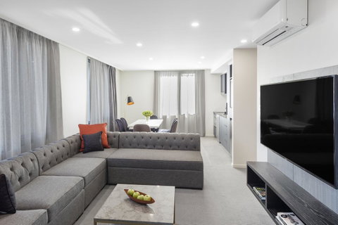 Deco Hotel Canberra - Sydneys Hotel 9
