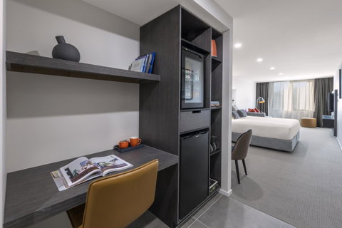 Deco Hotel Canberra - Sydneys Hotel 7