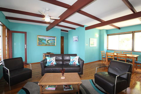 Bally High, 20 Dulconghi Street - Sydneys Hotel 10