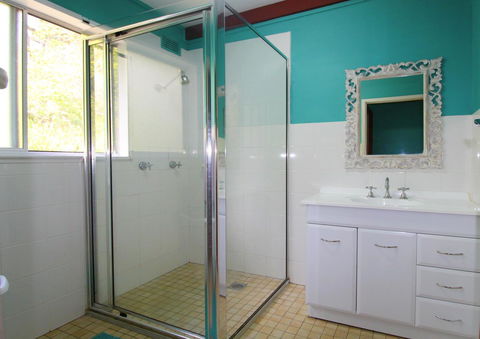 Bally High, 20 Dulconghi Street - Sydneys Hotel 4