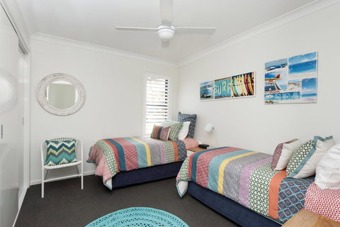Mollymook Beachfront Penthouse 9 - Sydneys Hotel 6