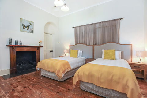 Wellington Courthouse - Sydneys Hotel 29