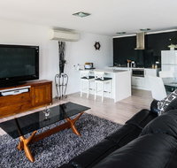 Lure Bed and Breakfast - Sydneys Hotel