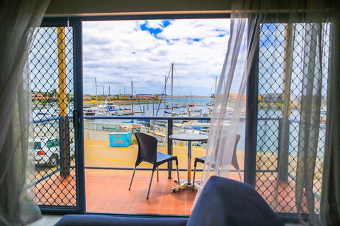 Marina Hotel - Sydneys Hotel 29