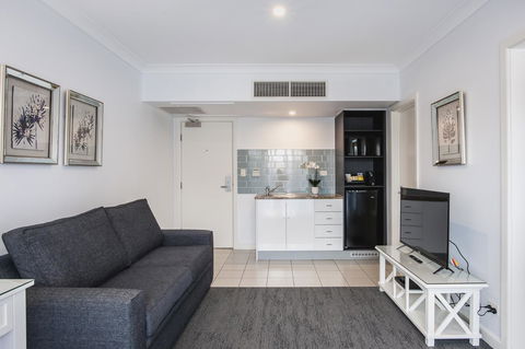 Marina Hotel - Sydneys Hotel 16