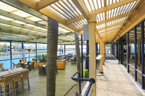 Marina Hotel - Sydneys Hotel 44