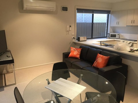 Villas On The Bay Kingscote - Sydneys Hotel 9