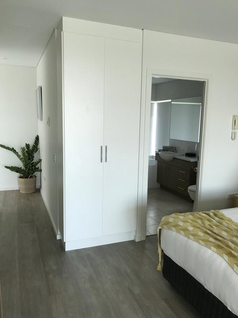 Ocean View Luxury Apartment & Suite - Sydneys Hotel 10