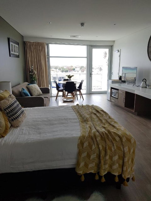 Ocean View Luxury Apartment & Suite - Sydneys Hotel 4