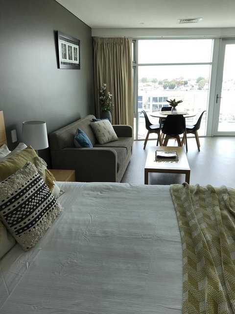 Ocean View Luxury Apartment & Suite - Sydneys Hotel 12