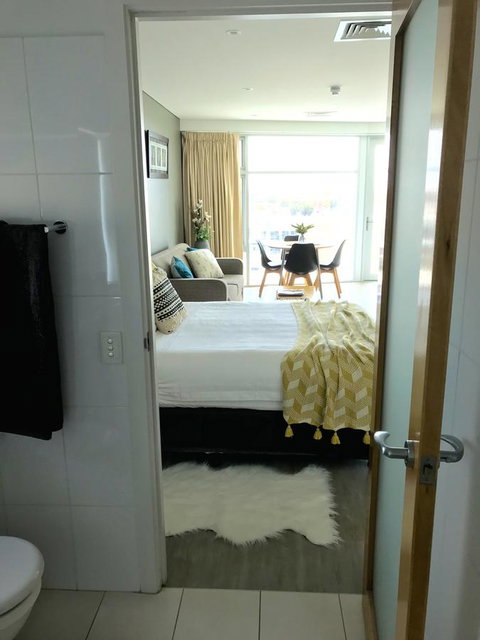 Ocean View Luxury Apartment & Suite - Sydneys Hotel 16