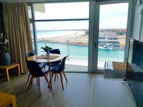Ocean View Luxury Apartment & Suite - Sydneys Hotel 5