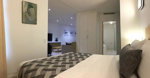 Wallaroo Marina Waterfront Luxe Apartment - Sydneys Hotel 12