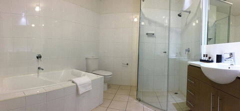 Wallaroo Marina Waterfront Luxe Apartment - Sydneys Hotel 17