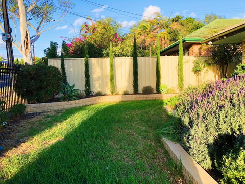 Beautiful Garden House - Sydneys Hotel 8