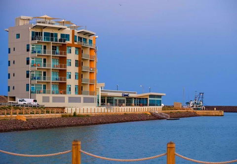 Wallaroo Marina Luxury Apartment - Sydneys Hotel 1
