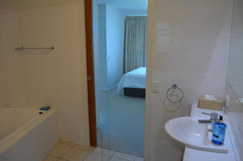 Wallaroo Marina Luxury Apartment - Sydneys Hotel 20