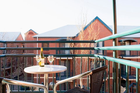 BreakFree Adelaide - Sydneys Hotel 8