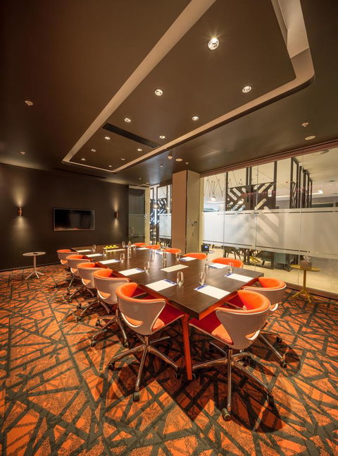 Holiday Inn Express Adelaide City Centre, An IHG Hotel - Sydneys Hotel 44
