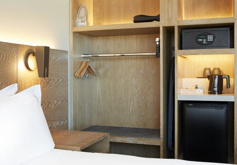 Holiday Inn Express Adelaide City Centre, An IHG Hotel - Sydneys Hotel 9
