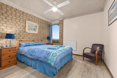 Sun & Surf Aldinga Beach Apartment - Sydneys Hotel 8